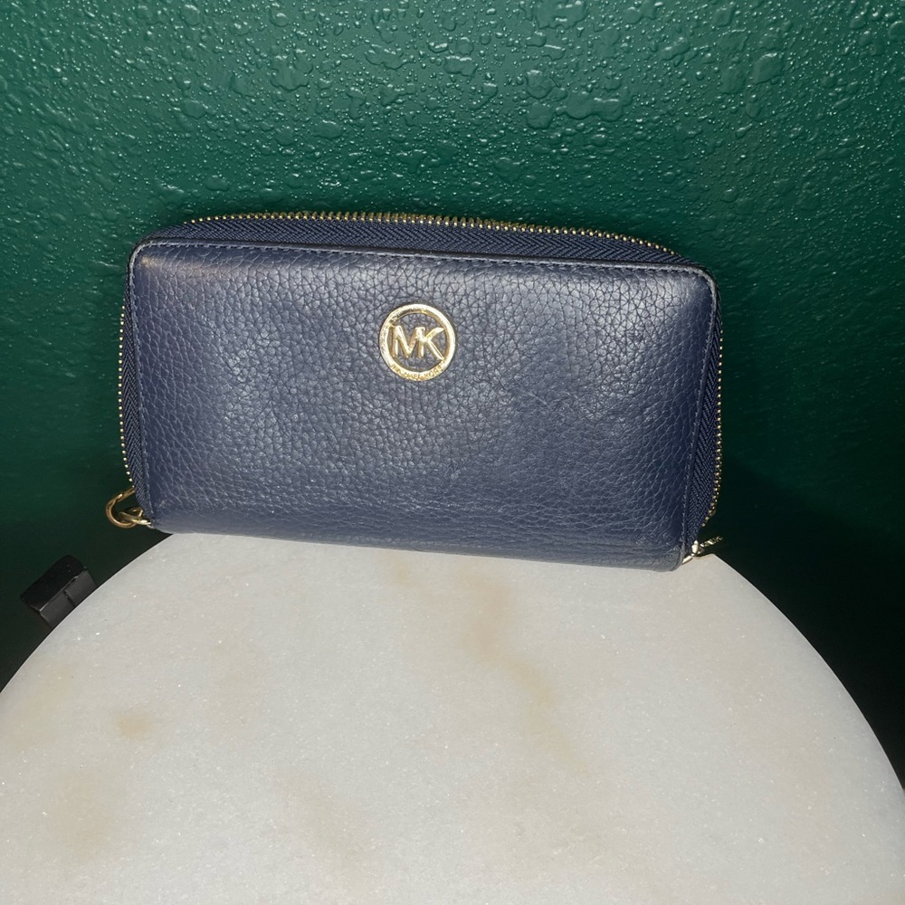 Michael Kors Navy Pebbled Leather Zip Around Wallet